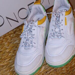 Oncept Porto leather sneakers, NWT, size 9.5, White Cloud